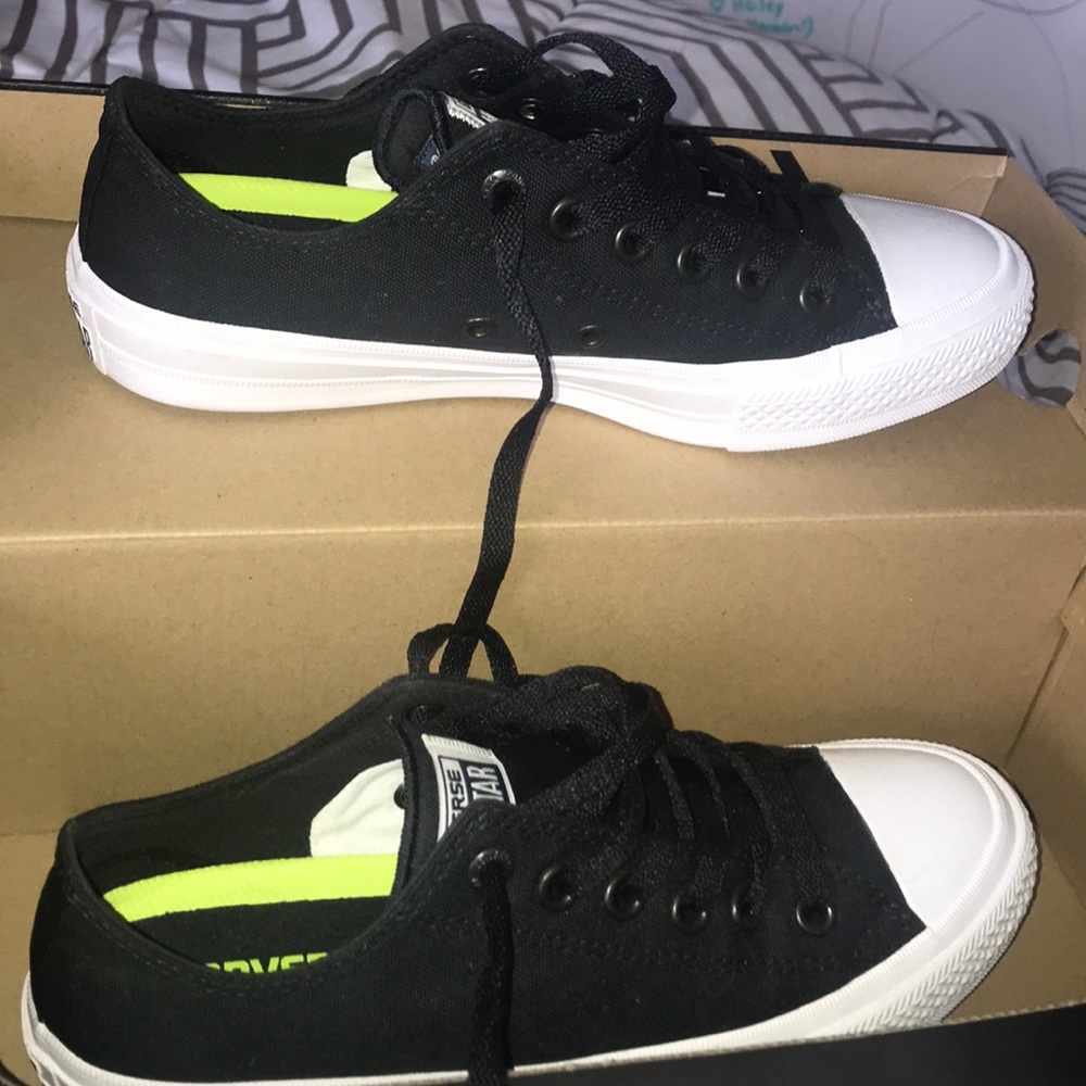 Black converse, Chuck Taylor II  (w8, m6)